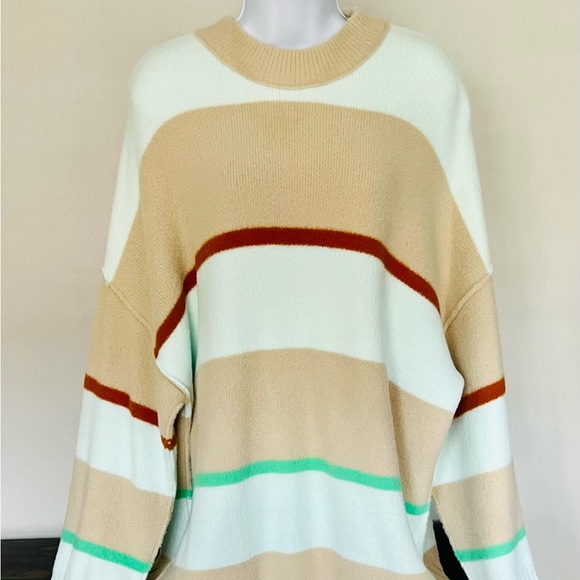 Free People - Peaches Stipe Tunic Sweater Size - Small - Picture 2 of 7